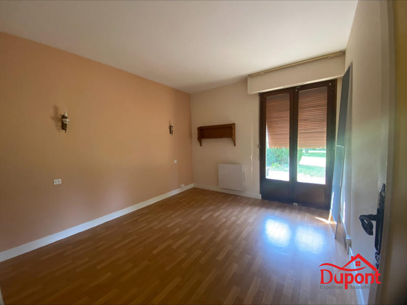 Maison - 202 m² - 6 pièces