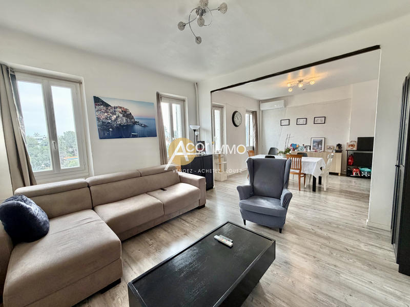 Maison - 172 m² - 8 pièces