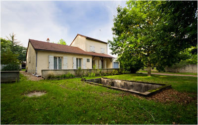Maison - 170 m² - 5 pièces