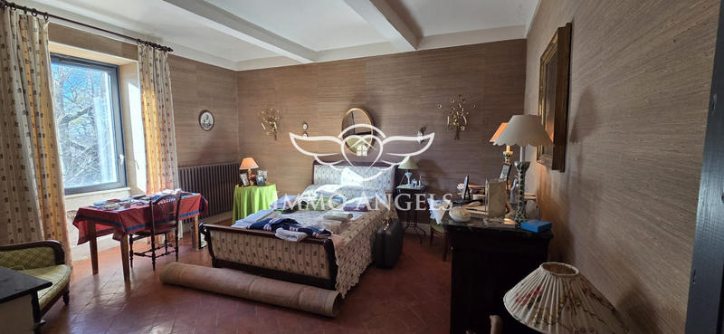 Maison ancienne - 249 m² - 8 pièces