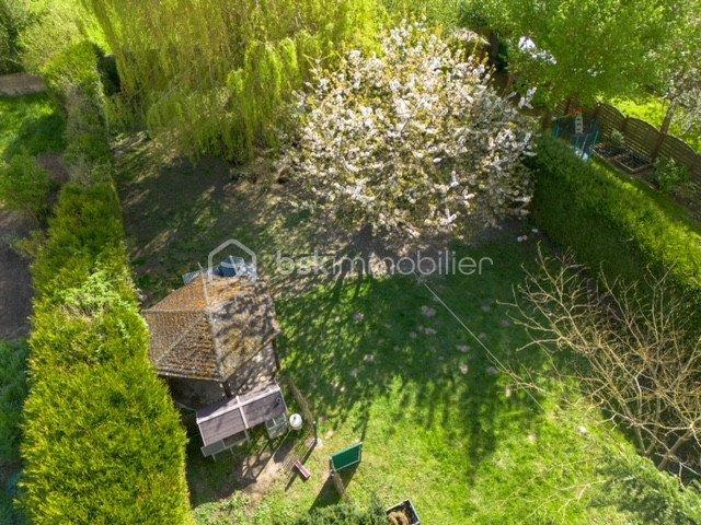 Terrain constructible - 727 m²