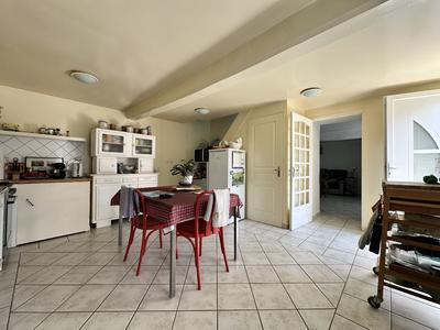 Maison - 98 m² - 4 pièces