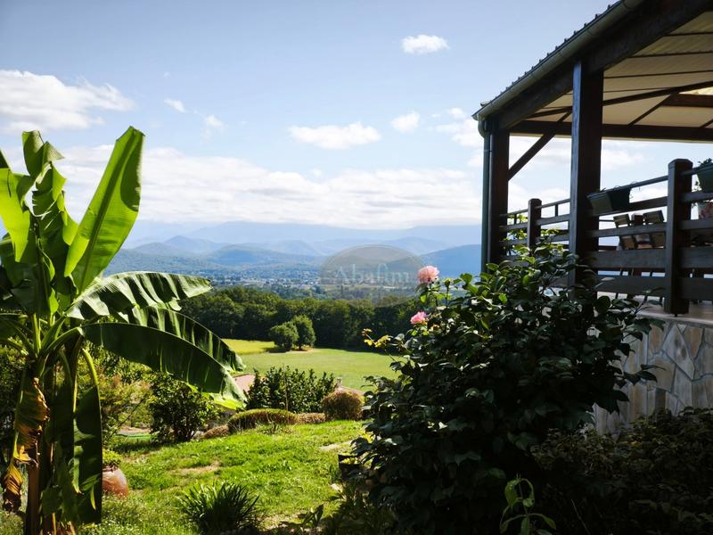 Maison - 140 m² - 7 pièces