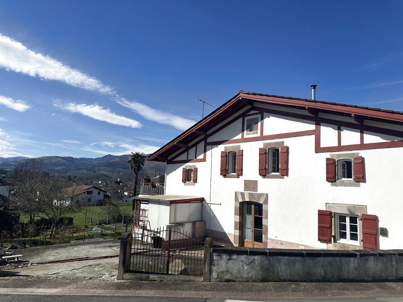 Maison - 174 m² - 4 pièces