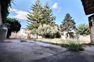 Entrepôt - 1 227 m²