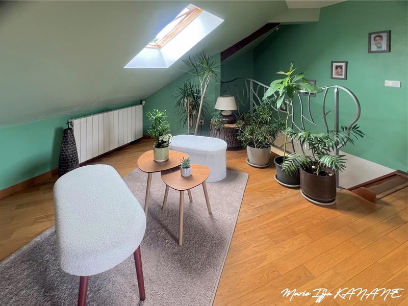 Maison ancienne - 250 m² - 8 pièces