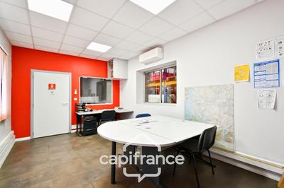 Bureau - 4 164 m²