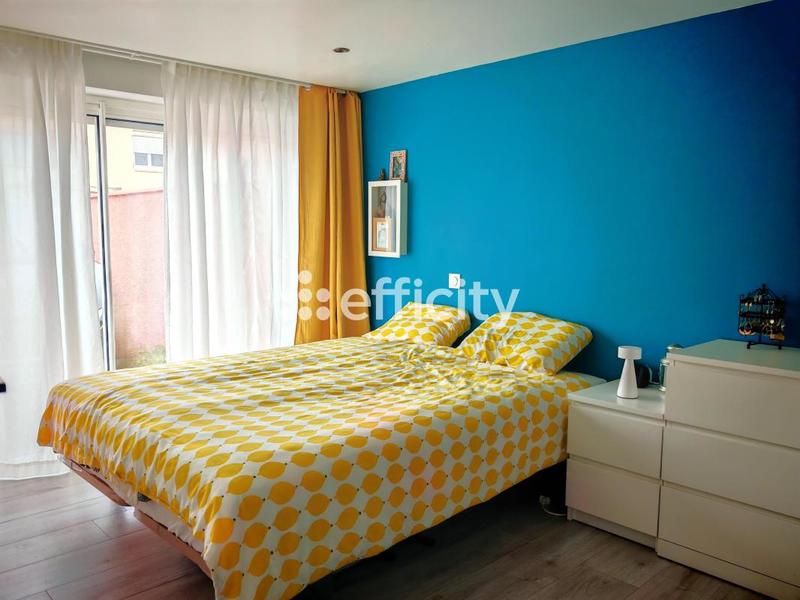 Maison - 121 m² - 6 pièces