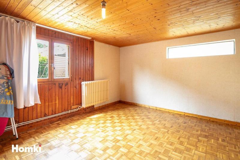 Maison - 173 m² - 8 pièces