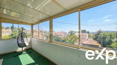 Appartement - 60 m² - 2 pièces