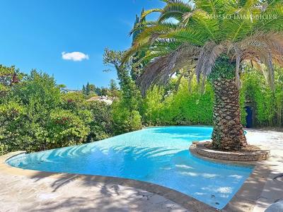 Bastide - 300 m² - 7 pièces