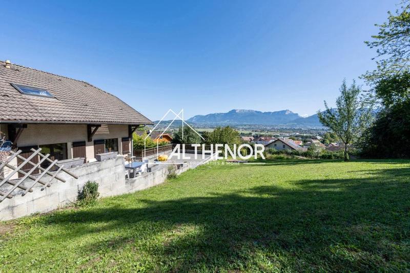 Propriété - 108 m² - 5 pièces