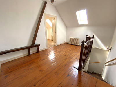 Maison - 165 m² - 7 pièces