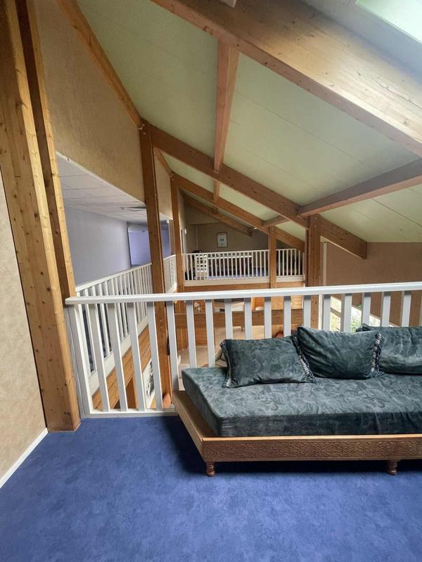 Local commercial - 1 260 m²