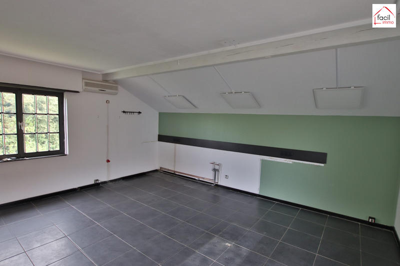 Maison - 83 m² - 4 pièces