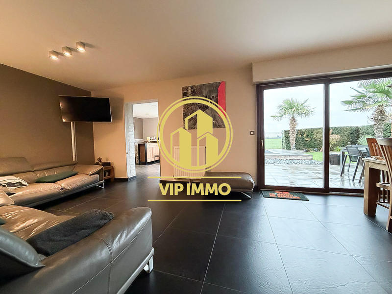 Maison - 108 m² - 6 pièces