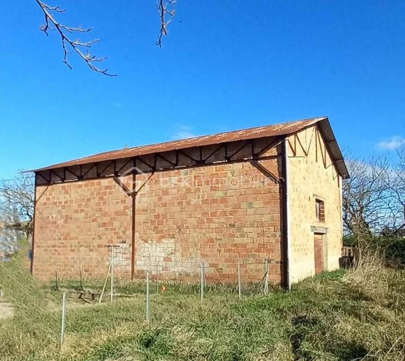 Maison - 92 m² - 1 pièce