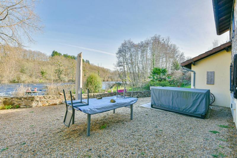 Maison - 146 m² - 5 pièces