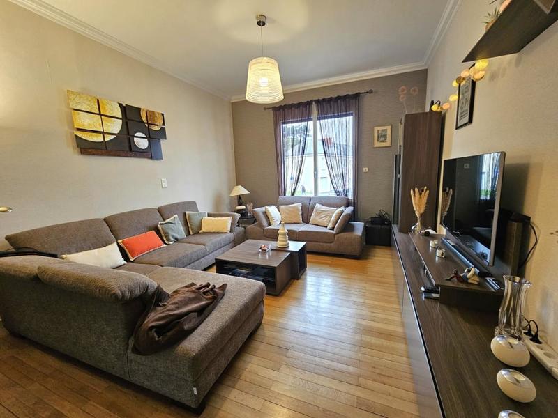 Maison de ville - 177 m² - 8 pièces