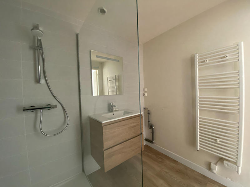 Appartement - 82 m² - 3 pièces