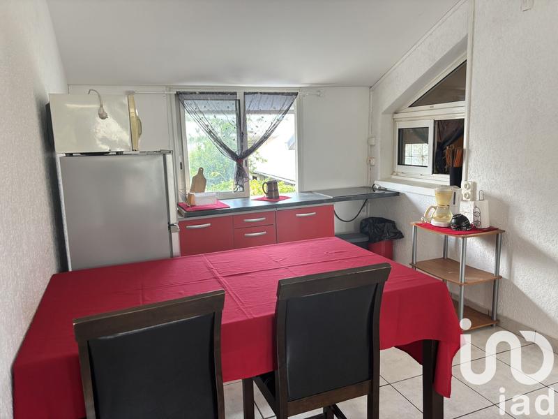 Maison - 170 m² - 9 pièces