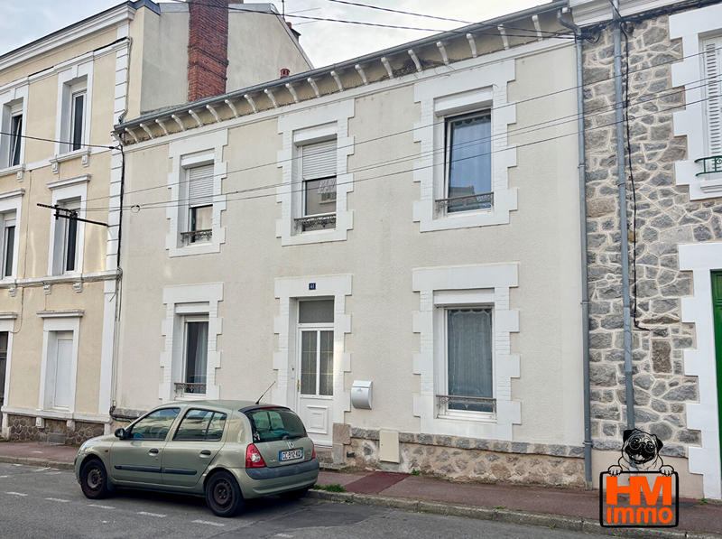 Maison - 180 m² - 9 pièces