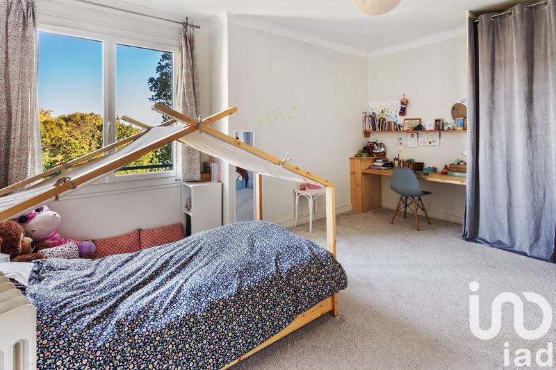 Appartement - 126 m² - 6 pièces