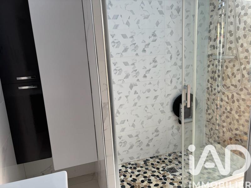 Maison - 98 m² - 5 pièces