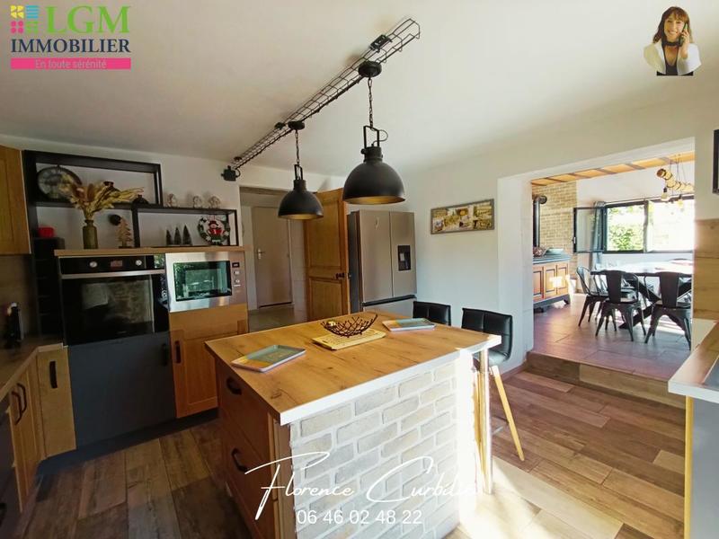 Maison - 186 m² - 6 pièces