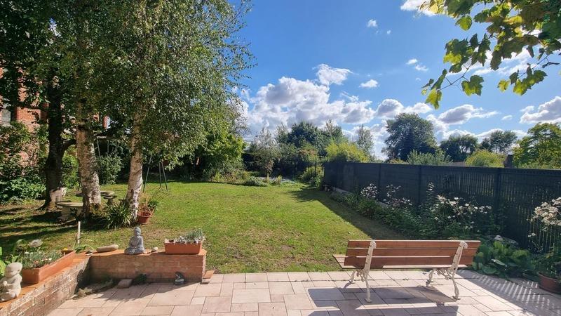 Maison bourgeoise - 250 m² - 12 pièces