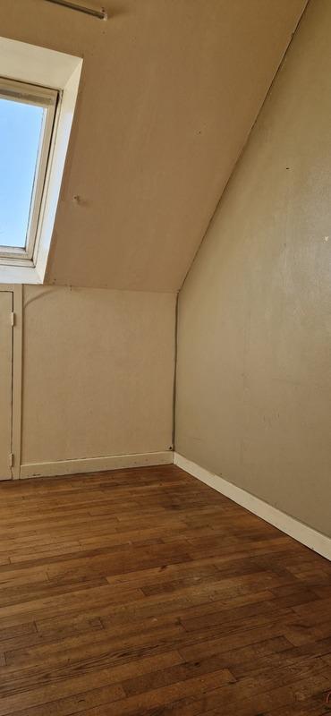 Maison - 96 m² - 6 pièces