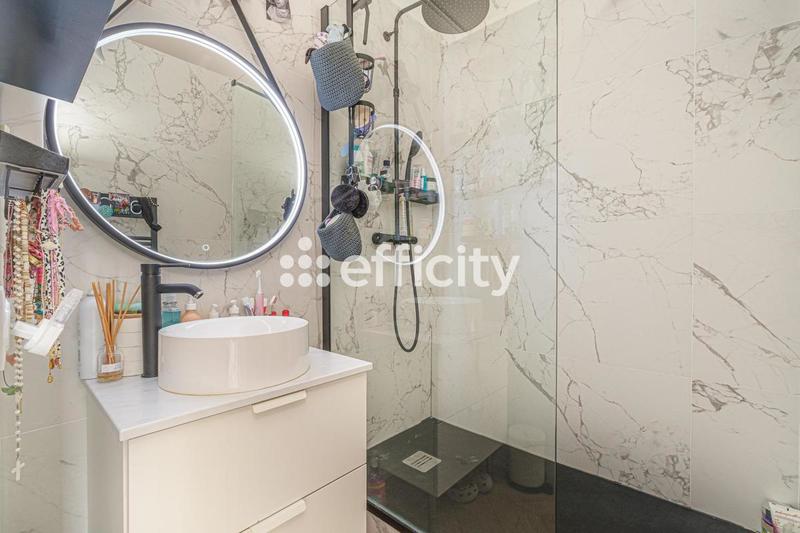 Appartement - 110 m² - 3 pièces