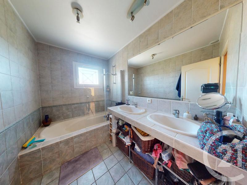 Maison - 119 m² - 5 pièces