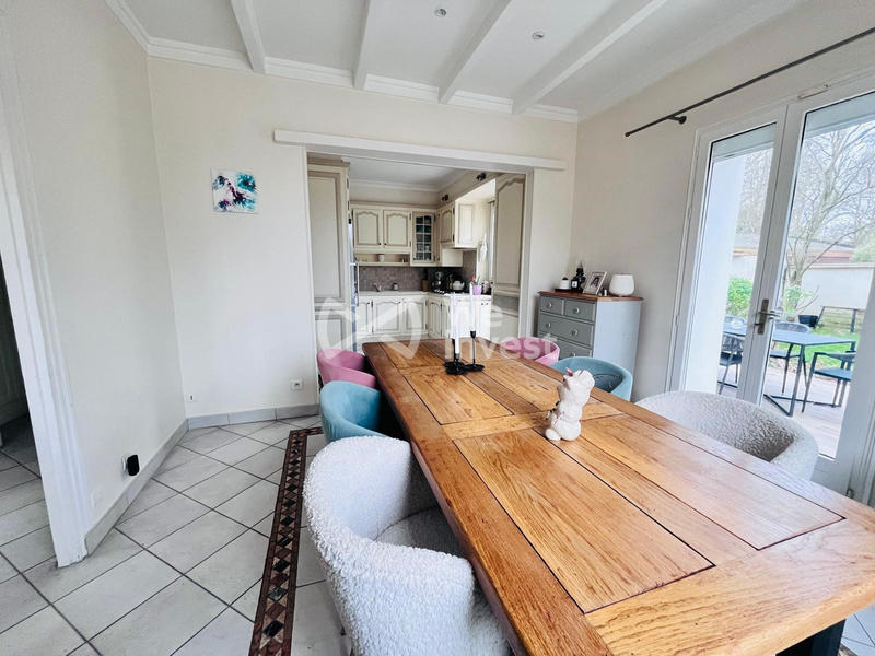 Maison - 200 m² - 6 pièces