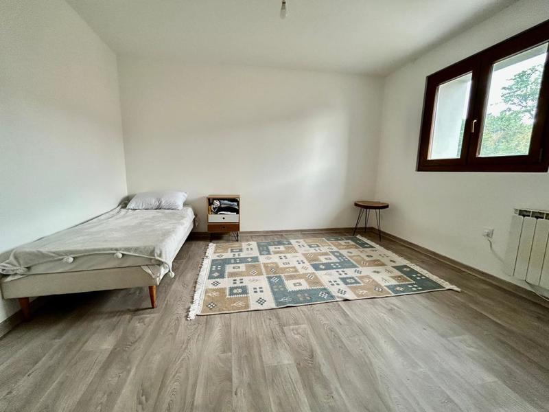 Maison - 225 m² - 7 pièces