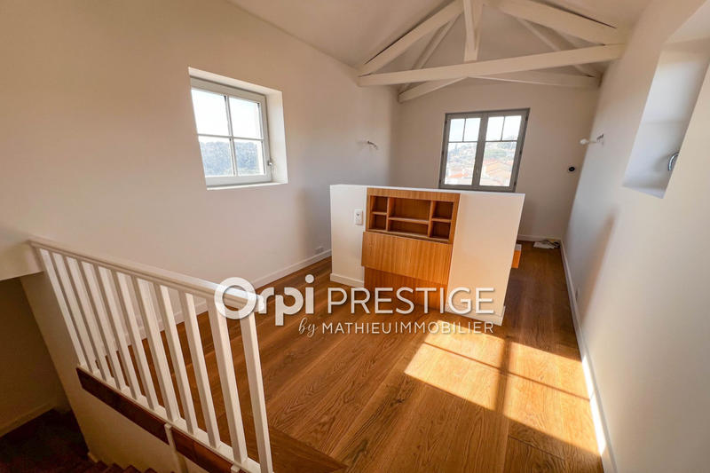 Maison chambre d'hôtes - 209 m² - 7 pièces