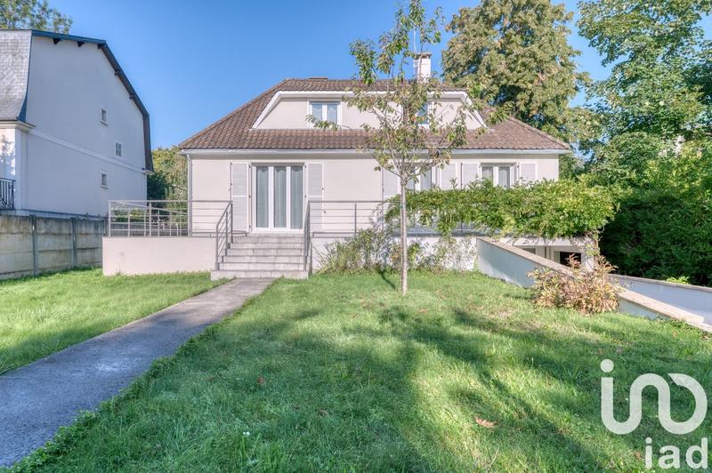 Maison - 176 m² - 7 pièces