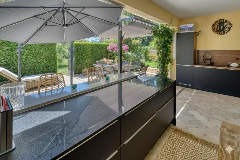 Appartement - 110 m² - 3 pièces