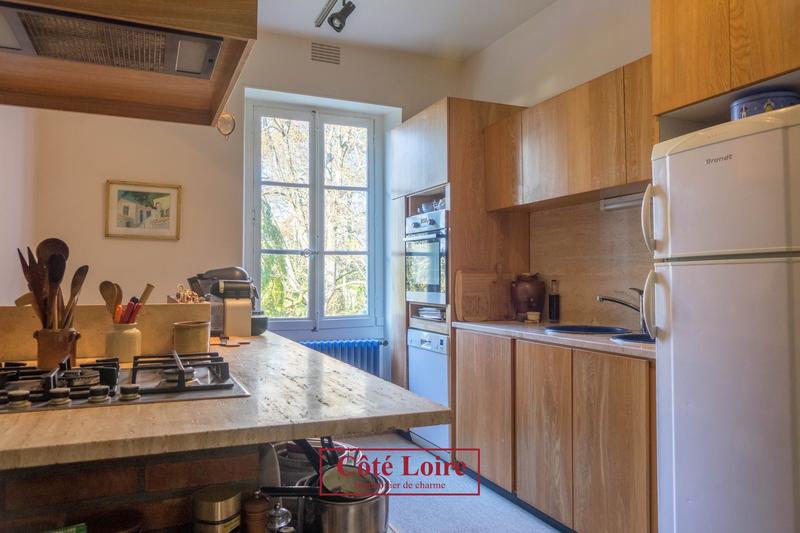 Maison ancienne - 460 m² - 12 pièces