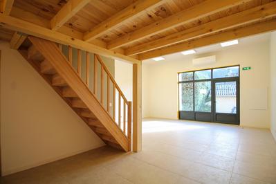 Immeuble - 79 m² - 3 pièces