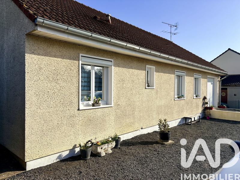 Maison de village - 90 m² - 4 pièces