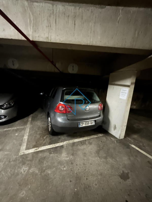Parking - 12 m²
