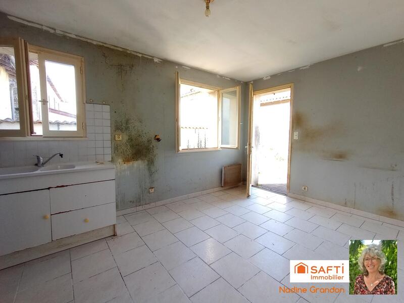 Maison - 80 m² - 4 pièces