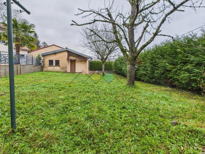 Maison - 121 m² - 7 pièces