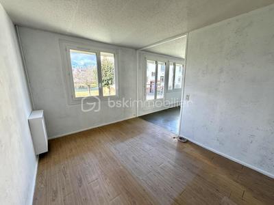 Appartement - 67 m² - 4 pièces