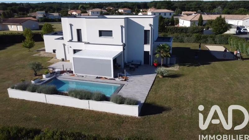 Maison de maîtres - 177 m² - 5 pièces