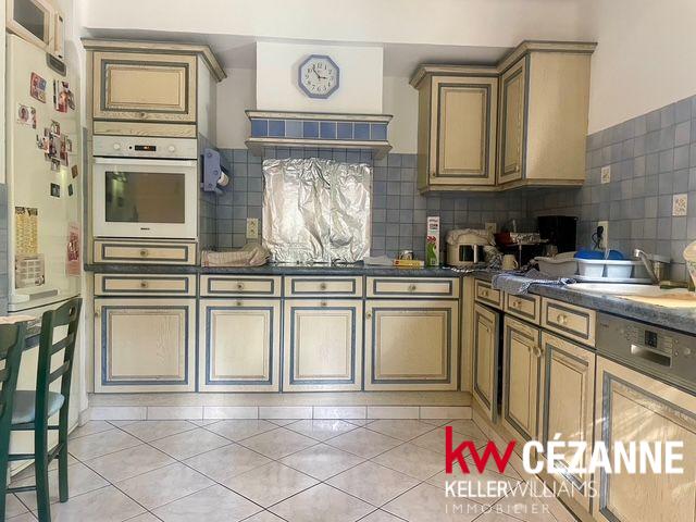 Maison - 182 m² - 5 pièces