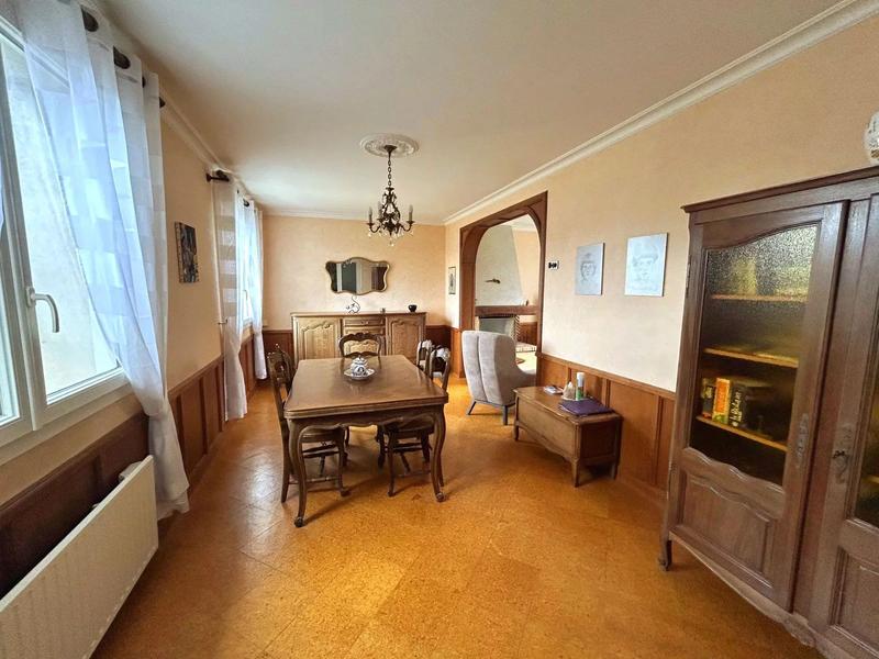 Maison - 110 m² - 5 pièces