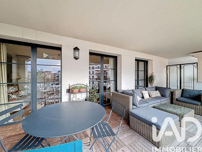 Appartement - 84 m² - 4 pièces