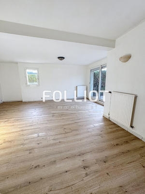 Maison - 84 m² - 5 pièces